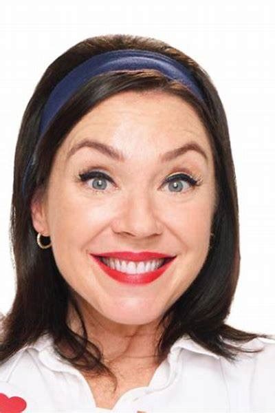 Stephanie Courtney Bio, Married, Husband, Net Worth, Age, Height